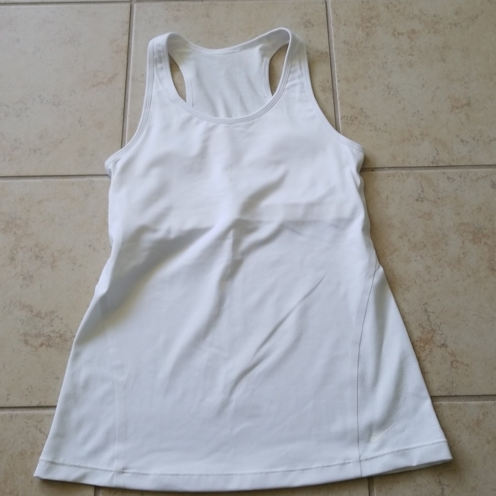 Nike Workout Tank NWOT